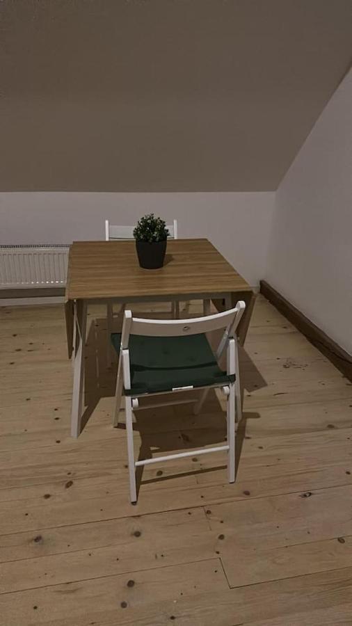 Kinderklinik Dachwohnung - Signal Hill 1A Siegen Esterno foto