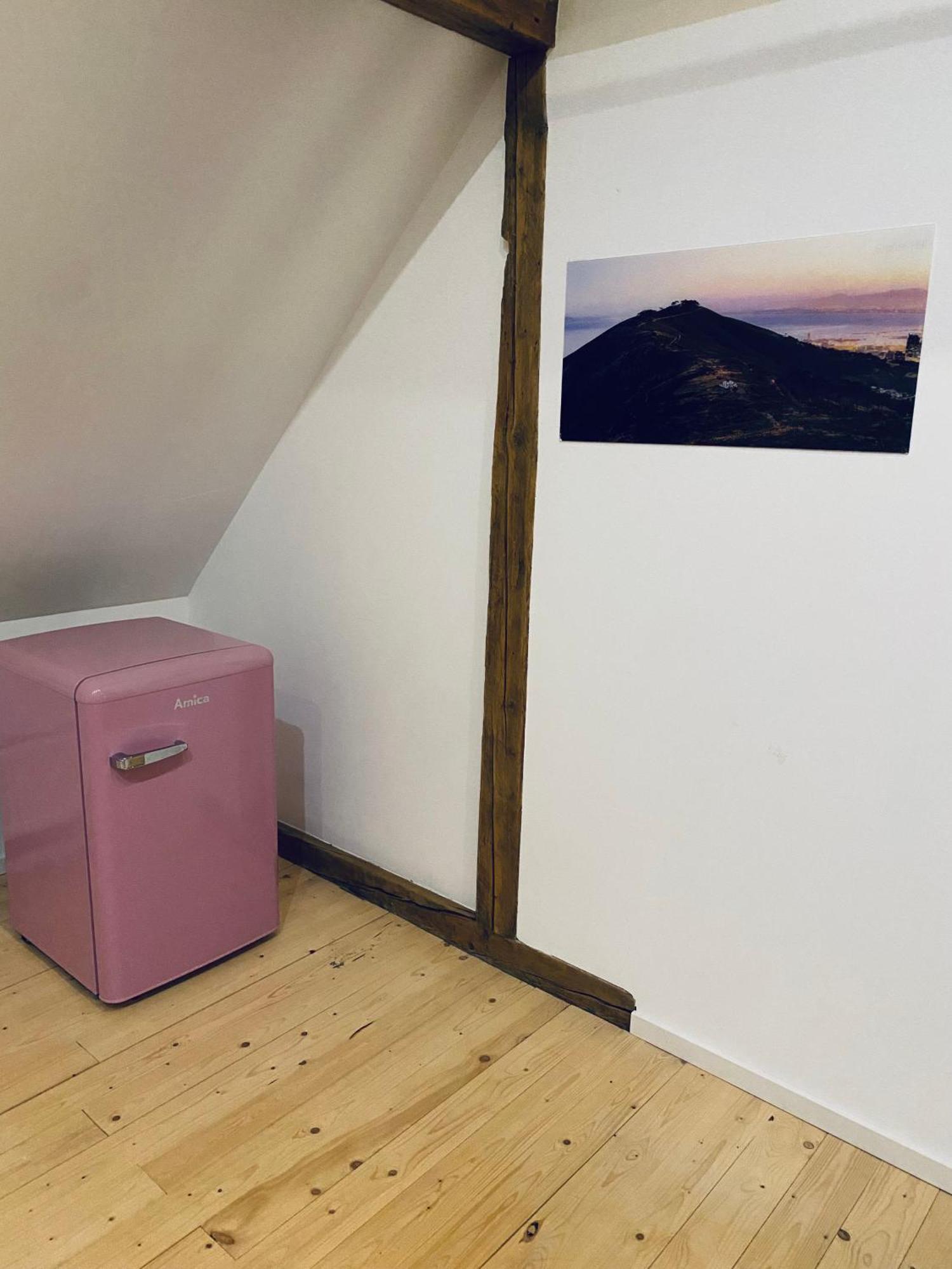 Kinderklinik Dachwohnung - Signal Hill 1A Siegen Esterno foto